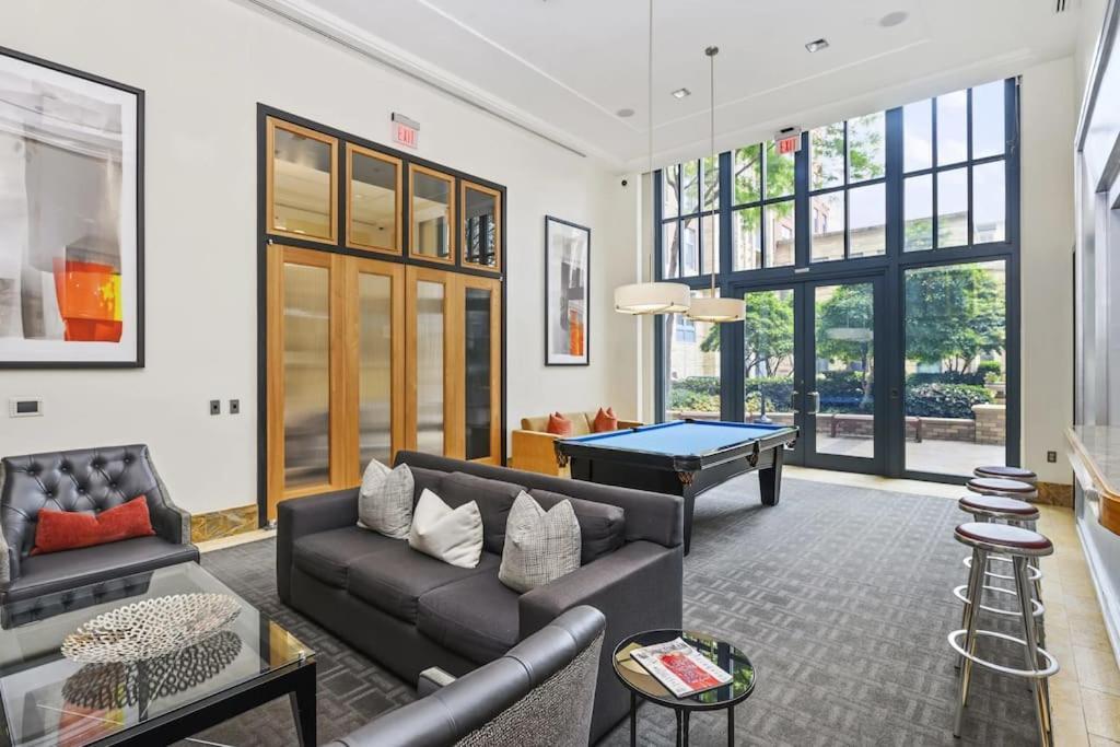 Pentagon City Comfort Modern Stay Arlington Buitenkant foto