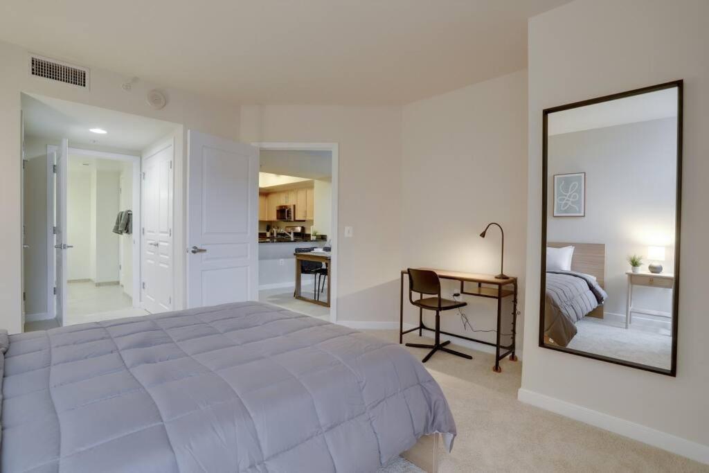 Pentagon City Comfort Modern Stay Arlington Buitenkant foto