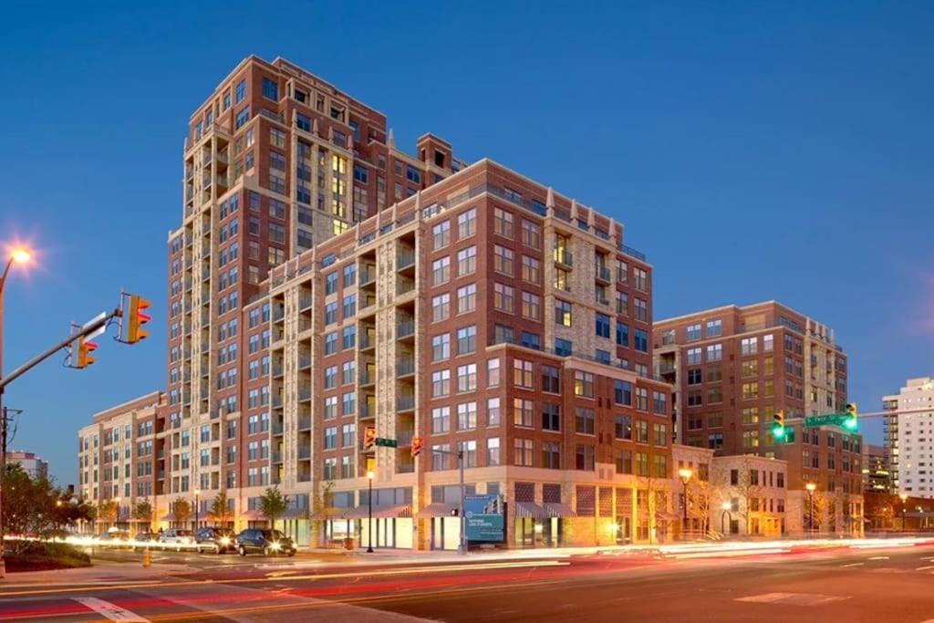 Pentagon City Comfort Modern Stay Arlington Buitenkant foto